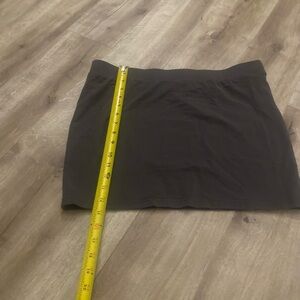 Mini gray stretch skirt